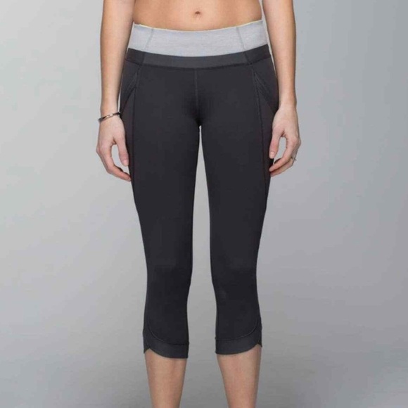 Lululemon Women's Chase Me Crop Cropped II Running Leggings Pants Size 4 - Picture 2 of 15